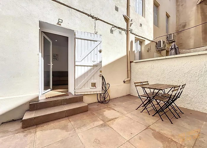 Appartement High Standing - Jardin & Climatisation - Les Freres De La Loc\'