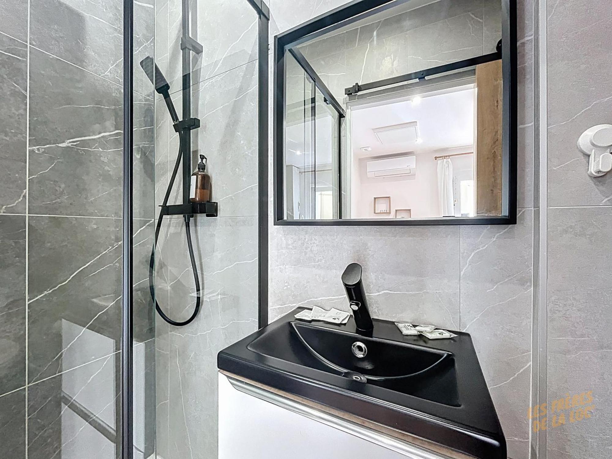 Appartement High Standing - Jardin & Climatisation - Les Freres De La Loc' Marseilles
